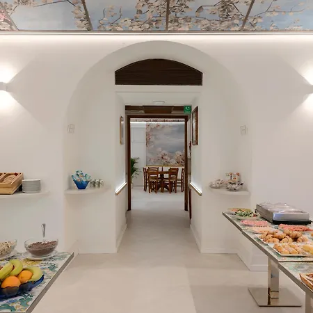 Отель Grand Europa & Restaurant Неаполь