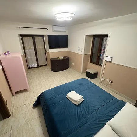 Esposito Homes * Napoli
