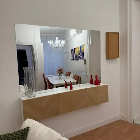Spinelli Apartment *