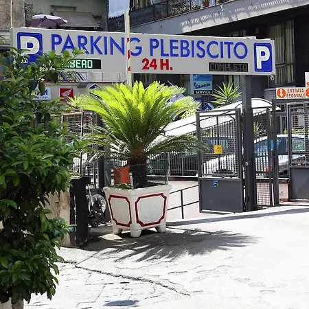 Neapolis Santa Lucia Apartment
