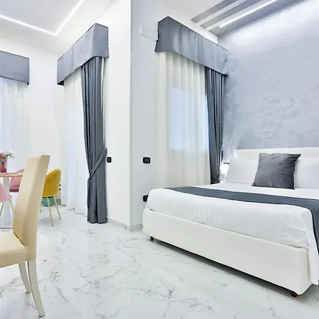 Hotiday Collection - Duomo Aparthotel