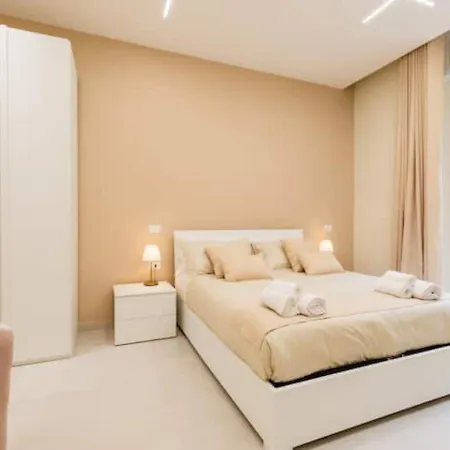 Luxury Naples
