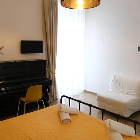 Bed & Breakfast Tarumbò 2*