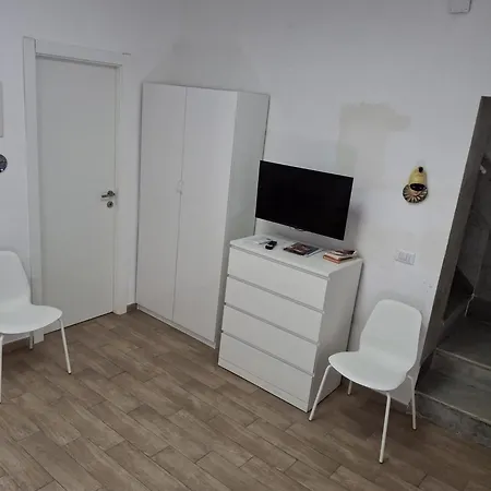 Apartment Salvatore Tommasi 43 Centro Storico *