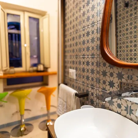Montesantini House Naples