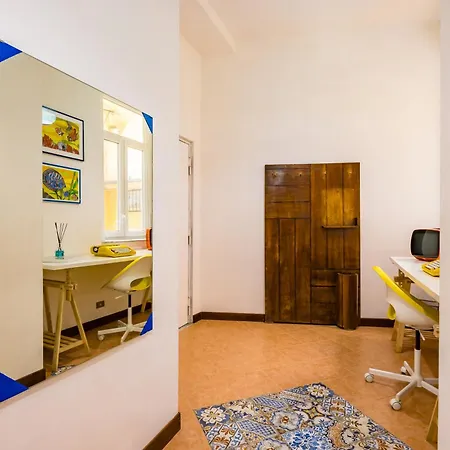 La Casa Di Famiglia By Napoliapartments Неаполь