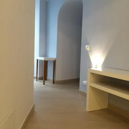 Oda ve Kahvaltı Base Mergellina 3*
