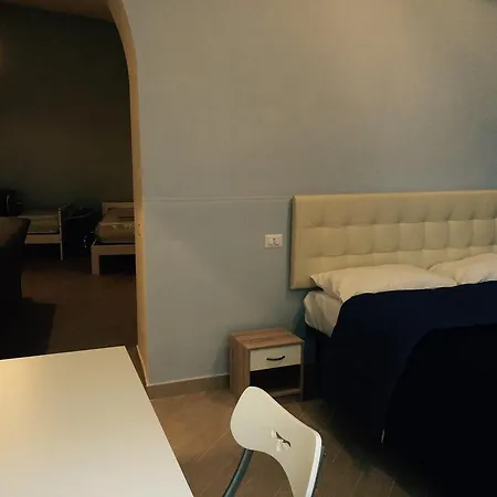 Base Mergellina 3*