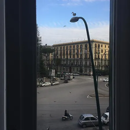 Base Mergellina Oda ve Kahvaltı Napoli