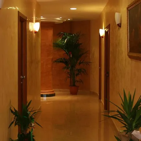 Ranch Palace Hotel 4*