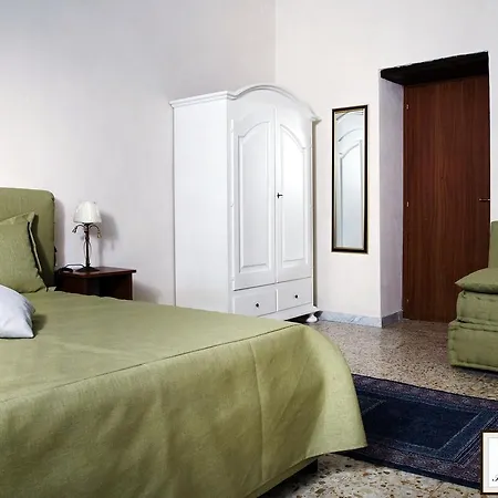 Rochel Bed & Breakfast Naples