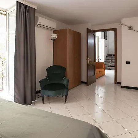 Casa Ferrasio דירה *