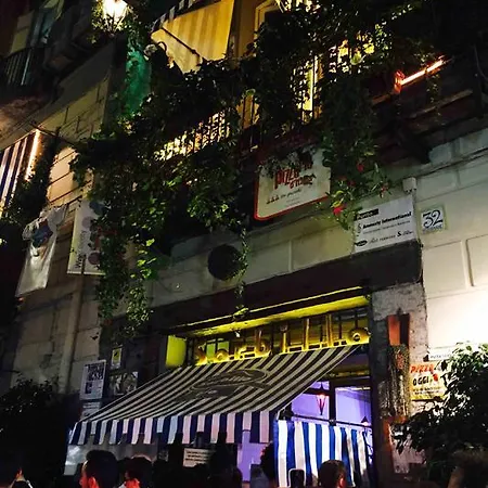 San Gaetano Bed 나폴리