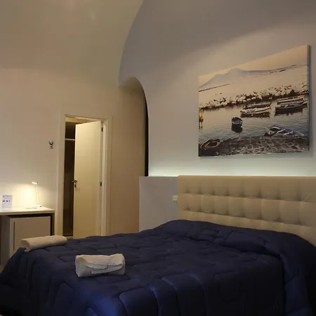 Base Mergellina Oda ve Kahvaltı Napoli