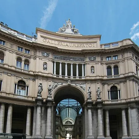 Art Galleria Umberto Nápoles