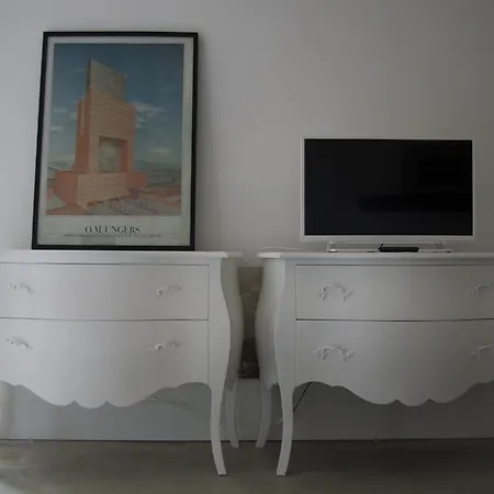Belledonne & Gallery Bed and Breakfast