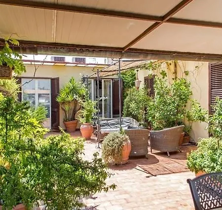 Terrazza Duomo Oda ve Kahvaltı 3*