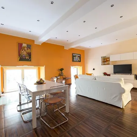 Apartment Aristovascio Naples