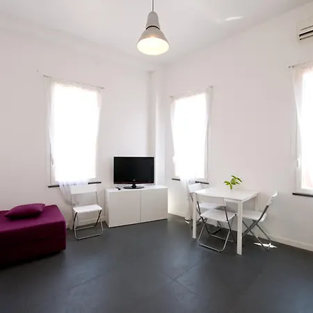 Appartement Nardones 48 Napels