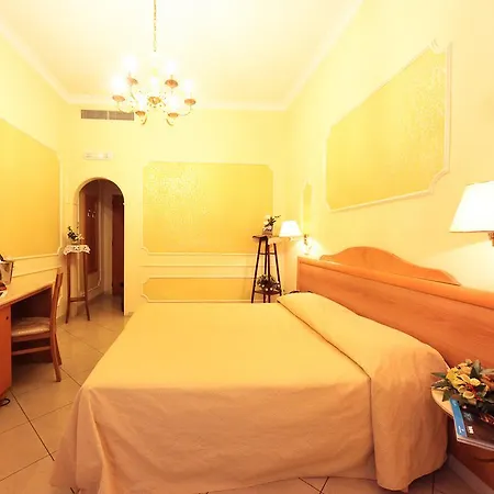 מלון Casablanca 3*
