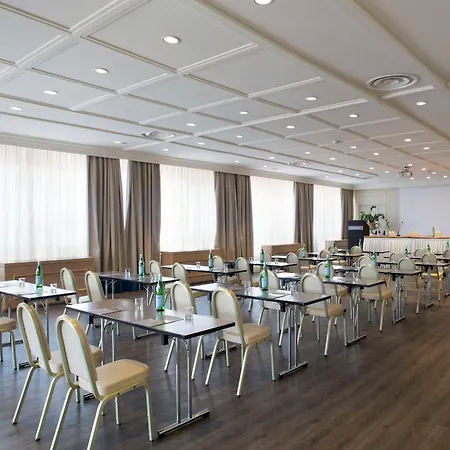 Hotel Starhotels Terminus 4*