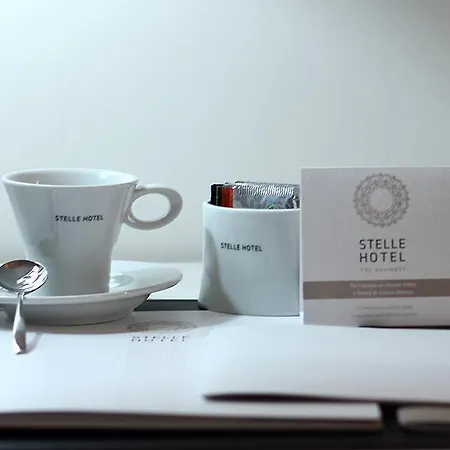 Stelle The Businest Hotel Neapol