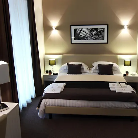 Stelle The Businest 4*