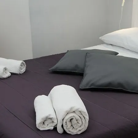Maison Du La Rua (adults Only) 2*