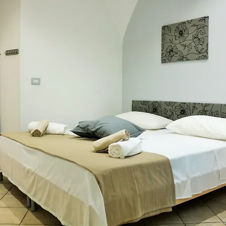 Maison Du La Rua (adults Only) 2*