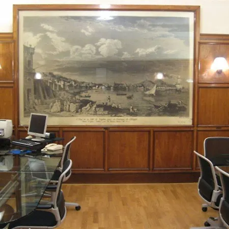 Hotel Grand Vesuvio Nápoles