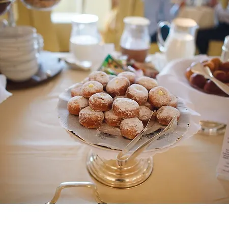 Grand Vesuvio Hotel 5*