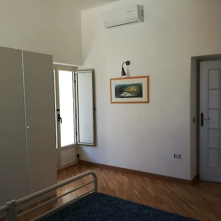 Teresa Degli Scalzi I - Bh 59 Appartement Napels