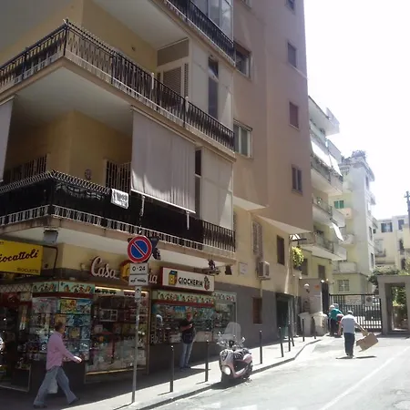 Domus Aurea B&B