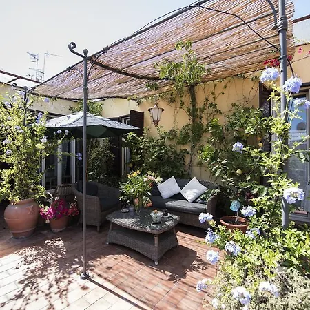 Terrazza Duomo Oda ve Kahvaltı 3*