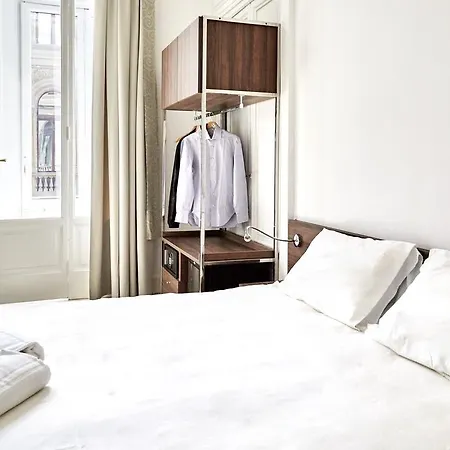 Maison Toledo 210 Bed & Breakfast 3*