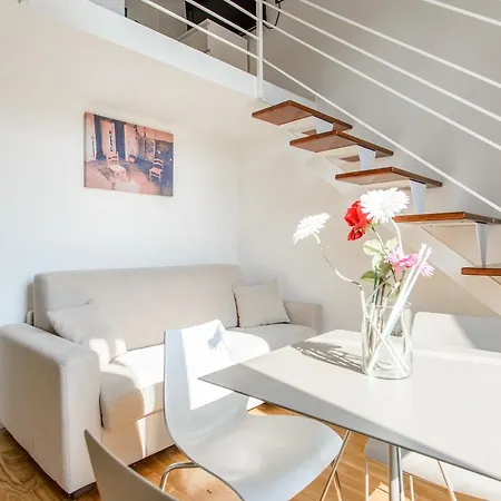 Apartment In Flats *