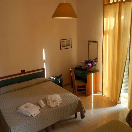 Le Orchidee فندق نابولي