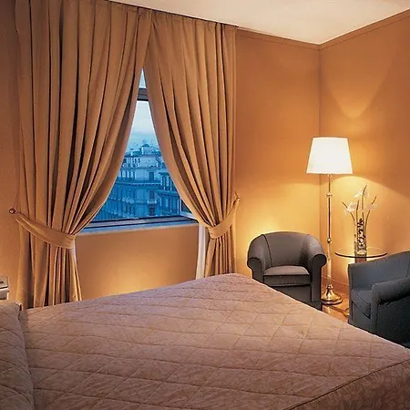 Hotel Grand Vesuvio 5*