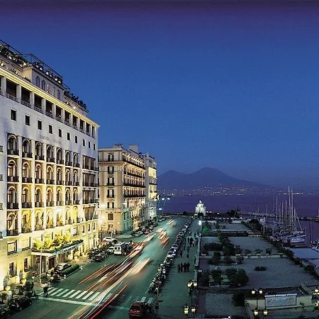 Grand Vesuvio Hotel 5*