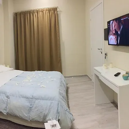 モッラズ ホーム 2* ナポリ