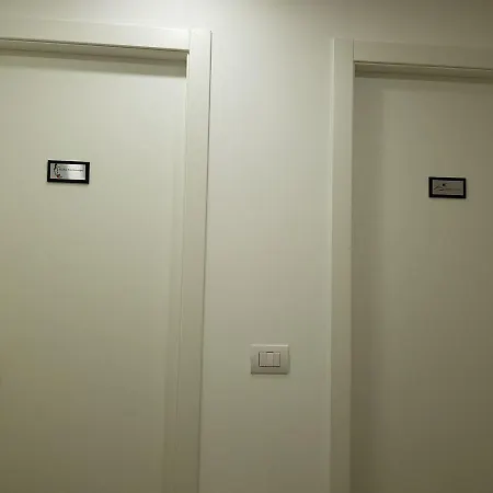 2b Fifteen Floor Neapol
