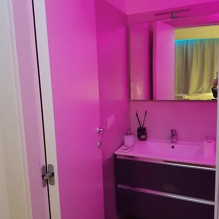 Nocleg ze śniadaniem 2b Fifteen Floor Neapol