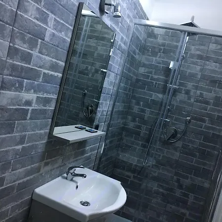 Plebiscito Oda ve Kahvaltı Napoli