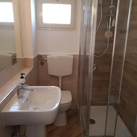 Apartment Ginevra *