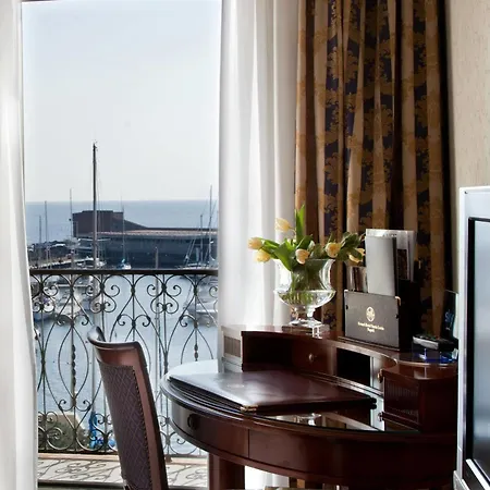 Grand Santa Lucia فندق