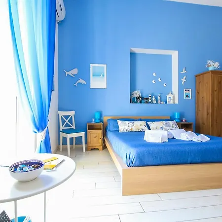 Piazza Dante 3*