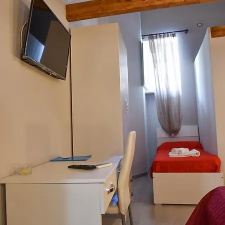 Famigi Bed and Breakfast 2*