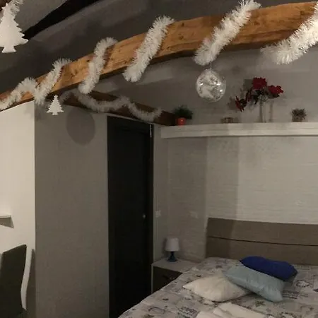 Famigi Bed and Breakfast 2*