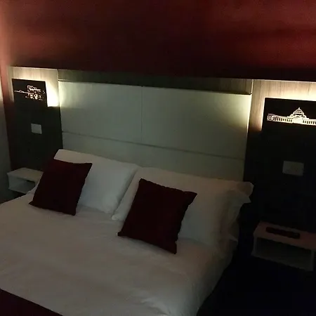 Duomo 3* Napels