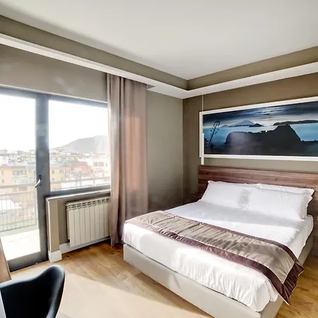 7th Floor Νάπολη